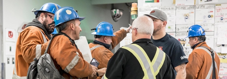 Emploi - Mine Raglan